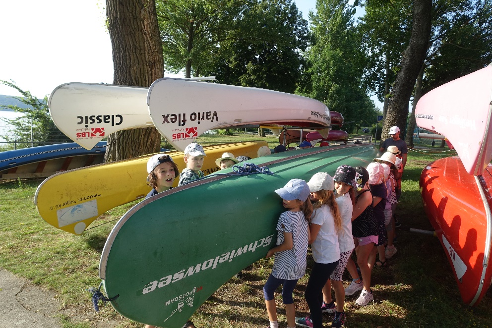 Kanuausflug Klasse 3b_html_fecc9e44661460e3